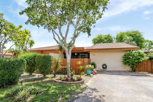 Cedarwood Villas, 2065 SW 24th Cir, Boynton Beach, Florida 33426, image 1