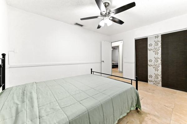 Lake Osborne Estates, 5574 Lake Geneva Dr, Lake Worth, Florida 33461, image 2