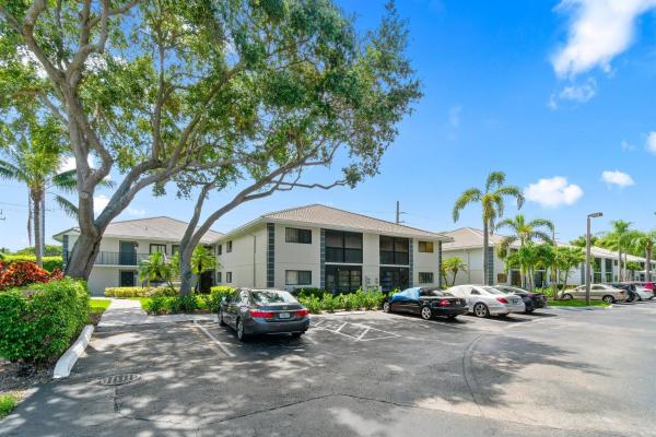 Ashland At Lakes Of Delray, 15011 Ashland Cir #23, Delray Beach, Florida 33484, image 1