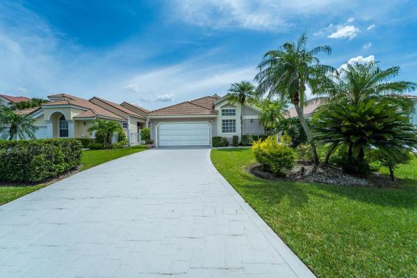 Eastpointe Country Club, 12902 Touchstone Pl, Palm Beach Gardens, Florida 33418, image 1