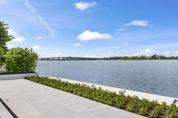 Carlyle House, 2773 S Ocean Blvd #5170, Palm Beach, Florida 33480, image 1