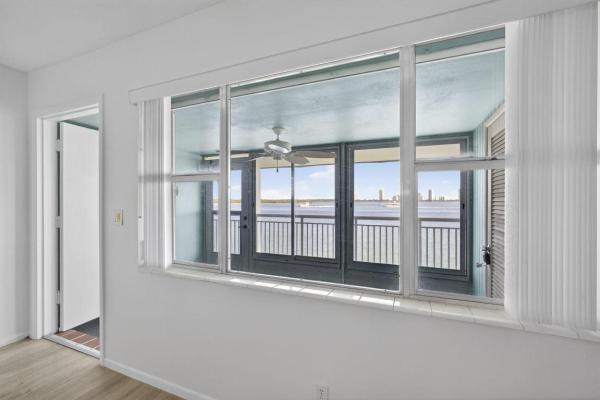 Shore Club, 100 Shore 307th Ct #307, North Palm Beach, Florida 33408, image 1