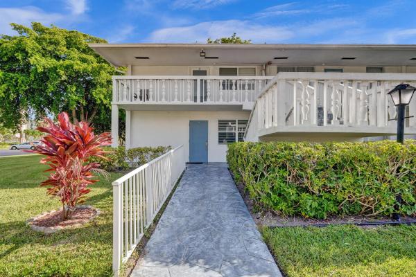 Richmond, 8 Richmond B #8, Deerfield Beach, Florida 33442, image 1