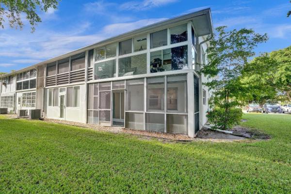 Richmond, 8 Richmond B, Deerfield Beach, Florida 33442, image 1