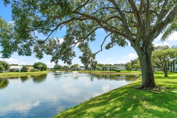 6944 Briarlake Cir #203, Palm Beach Gardens, Florida 33418, image 1