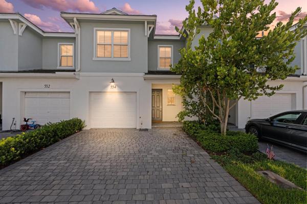 Sandpiper Pointe, 554 Parsons Way, Deerfield Beach, Florida 33442, image 1