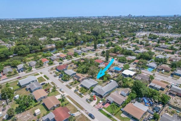 College Park, 700 NW 2nd Way, Deerfield Beach, Florida 33441, image 1
