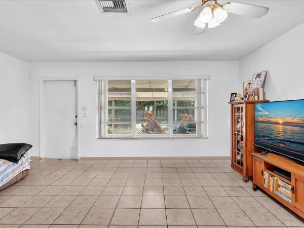 Hillside Park, 5702 Jefferson St, Hollywood, Florida 33023, image 1