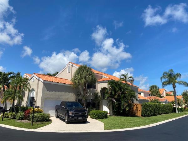 La Lique At Crystal Pointe, 2579 La Lique Cir, Palm Beach Gardens, Florida 33410, image 1