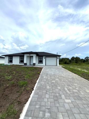 Lehigh Acres Residential, 206 Pembroke St, Lehigh Acres, Florida 33974, image 1