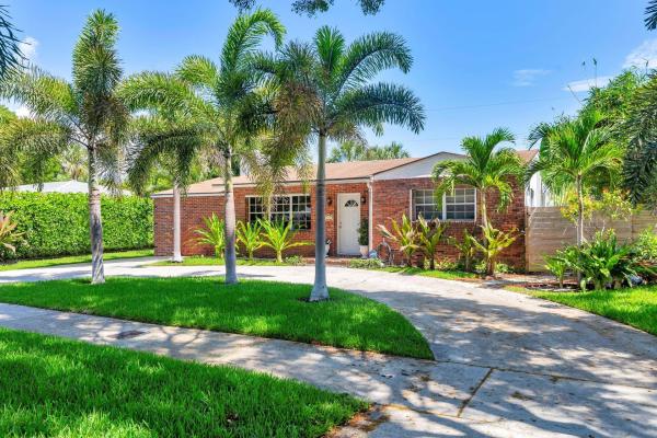 Lake Forest Park, 235 Forest Hill Blvd, West Palm Beach, Florida 33405, image 1