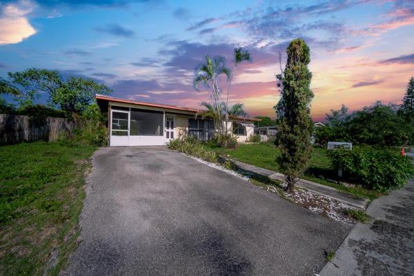 Lantana Heights, 320 S 12th St, Lantana, Florida 33462, image 1