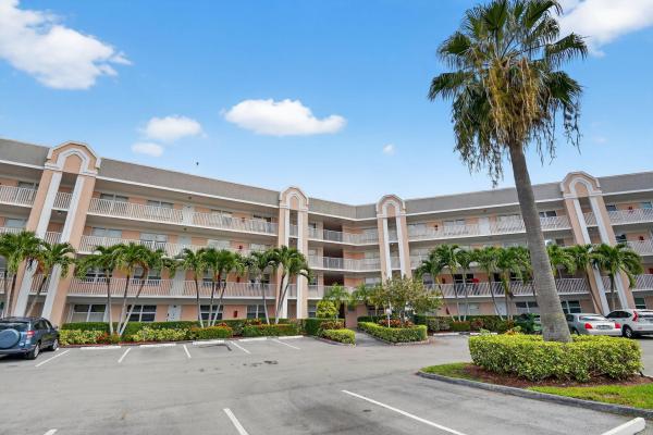 Sunrise Lakes 4, 2603 NW 103rd Ave #401, Sunrise, Florida 33322, image 1