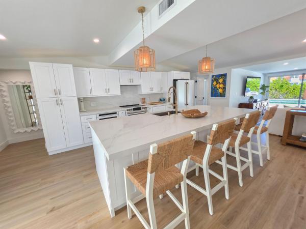 Country Club, 720 Eastwind Dr, North Palm Beach, Florida 33408, image 1