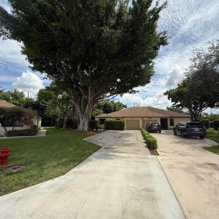 Concord Green, 20986 Concord Green Dr E, Boca Raton, Florida 33433, image 2