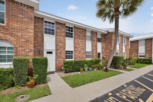 417 N Cypress Dr ##11, Tequesta, Florida 33469, image 1