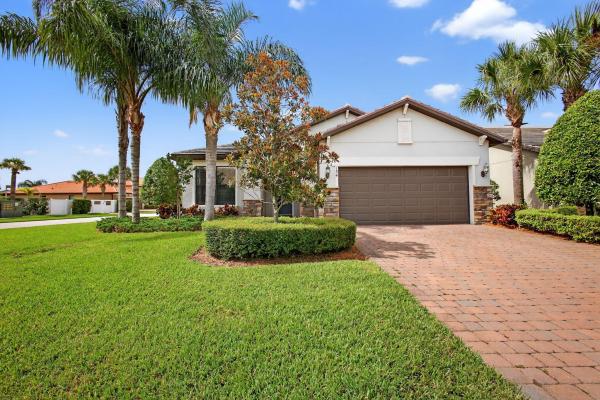 Veranda Gardens, 194 SE Courances Dr, Port St. Lucie, Florida 34984, image 1