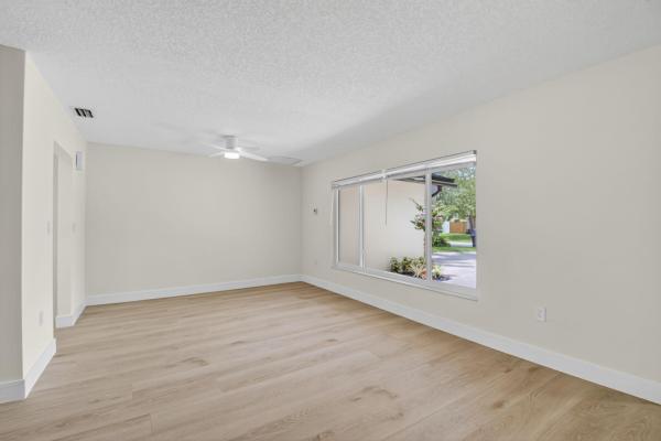 University Heights, 4998 NW 4th Ave, Boca Raton, Florida 33431, image 1