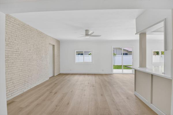 University Heights, 4998 NW 4th Ave, Boca Raton, Florida 33431, image 3