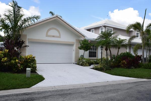 Canterbury, 210 Canterbury Dr, Palm Beach Gardens, Florida 33418, image 1