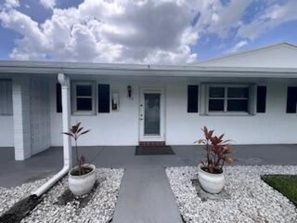 Leisureville Lake, 1804 Ocean Dr #109, Boynton Beach, Florida 33426, image 1