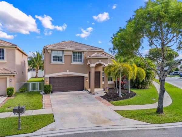 Wyndham, 1245 Oakwater Dr, Royal Palm Beach, Florida 33411, image 1