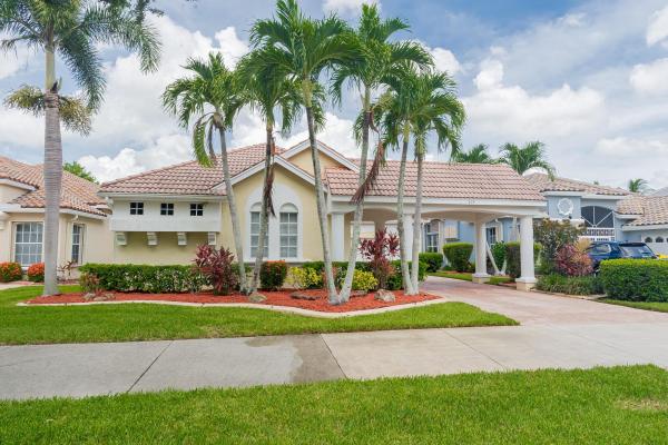 Lake Charles, 618 SW Lake Charles Cir, Port St. Lucie, Florida 34986, image 1