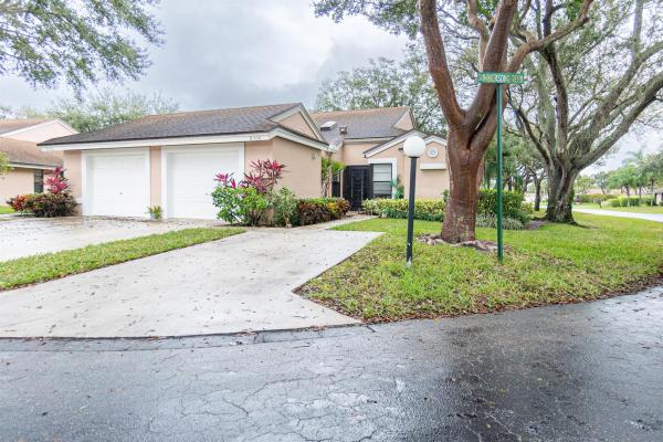 Parkshore At Whisper Walk, 8306 Summersong Ter Ter #B, Boca Raton, Florida 33496, image 1