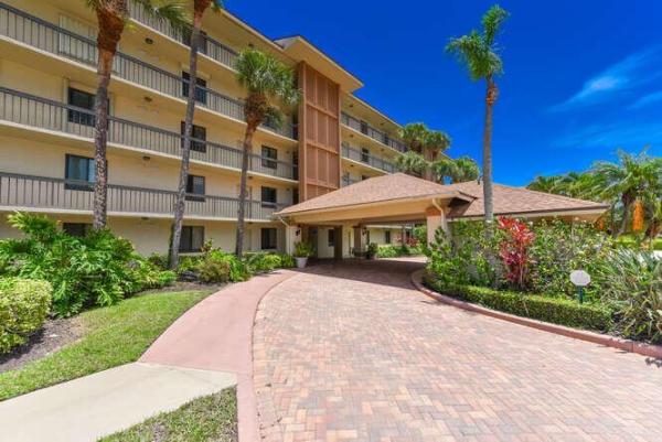 The Marina At The Bluffs, 2301 Marina Isle Way #203, Jupiter, Florida 33477, image 1