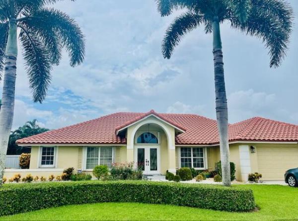 Amesbury Circle Of Greenview Shores 2, 2087 Portland Ave, Wellington, Florida 33414, image 1