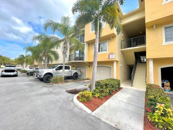 Grand View At Crestwood, 1700 Crestwood Ct #1720, Royal Palm Beach, Florida 33411, image 1