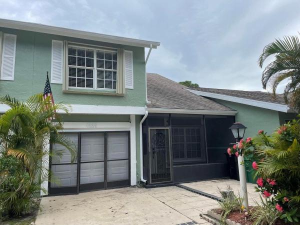 Rivergreen Villas, 1325 SE Rivergreen Cir, Port St. Lucie, Florida 34952, image 1
