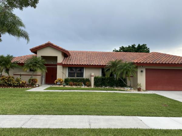 Amesbury Circle Of Greenview Shores 2, 2153 Amesbury Cir, Wellington, Florida 33414, image 1