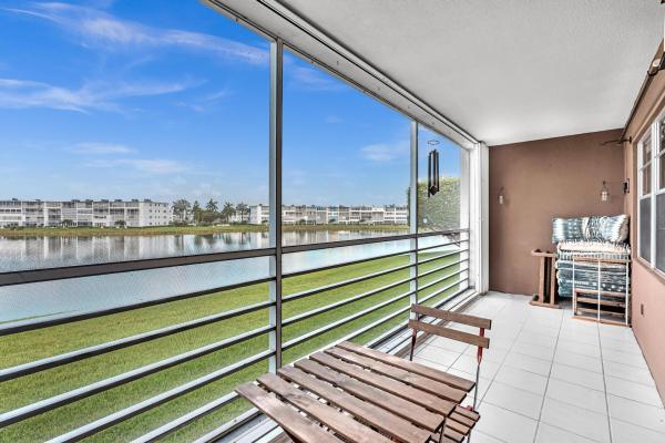2077 Guildford E, Boca Raton, Florida 33434, image 1