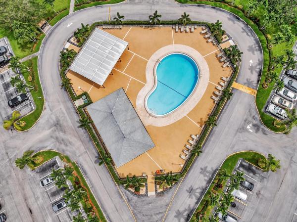 2077 Guildford E, Boca Raton, Florida 33434, image 3