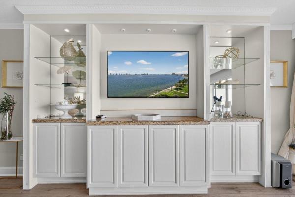 Lake Harbour Towers East, 801 Lake Shore Dr #807, Lake Park, Florida 33403, image 1