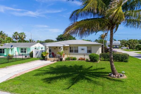 Fort Pierce Beach, 1710 St Lucie Ct, Fort Pierce, Florida 34949, image 1