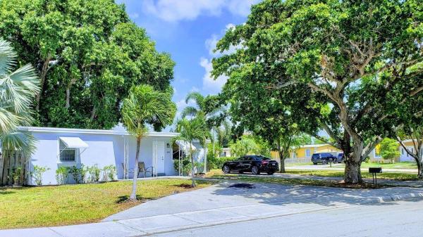 Pompano Beach Highlands, 5275 NE 16th Ave, Pompano Beach, Florida 33064, image 1