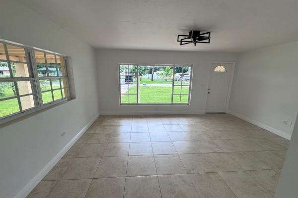 Patricks, 2416 Kentucky St, West Palm Beach, Florida 33406, image 1