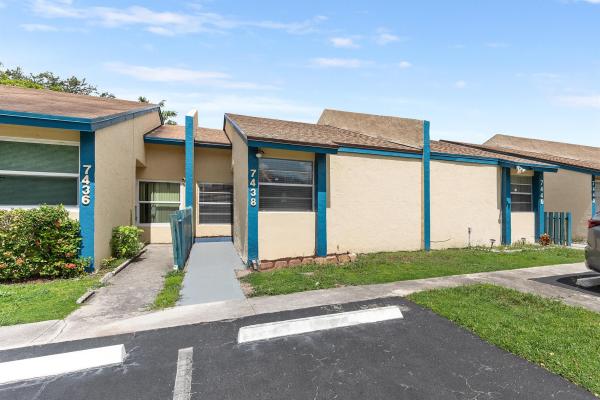 7438 NW 34th St, Lauderhill, Florida 33319, image 1