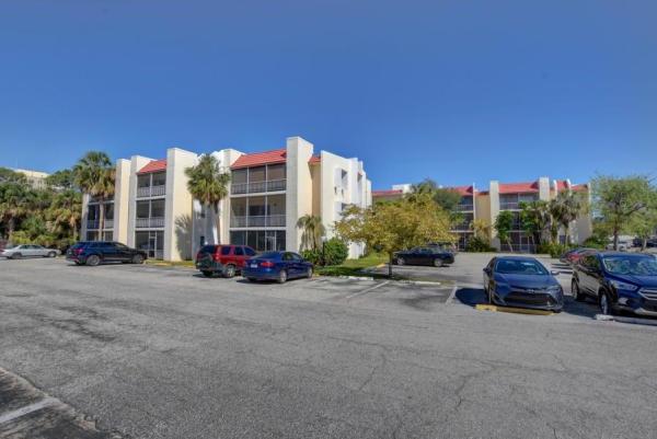 Spanish Oaks Of Boca, 622 NW 13th St #27, Boca Raton, Florida 33486, image 1