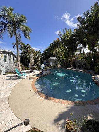 Twin Lakes South, 4395 NW 10th Ter, Oakland Park, Florida 33309, image 1