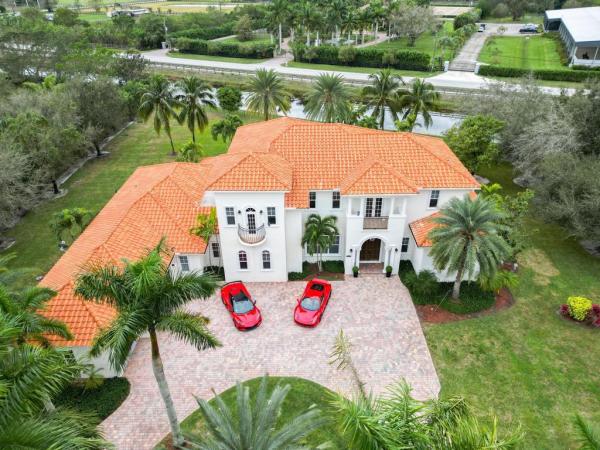 Aero Club Of The Landings At Wellington, 2685 Greenbriar Blvd, Wellington, Florida 33414, image 1