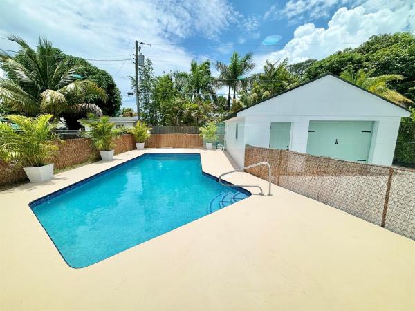 Vista Encanto, 606 Avenida Alegre, West Palm Beach, Florida 33405, image 1