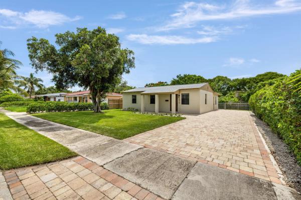 Mackle Park, 3015 Robert Rd, West Palm Beach, Florida 33405, image 1