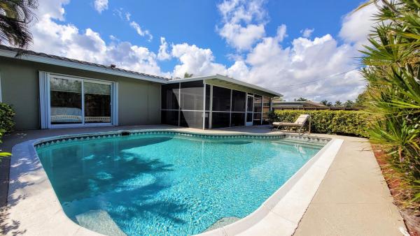 Palmetto Park Terrace, 949 W Royal Palm Rd, Boca Raton, Florida 33486, image 1