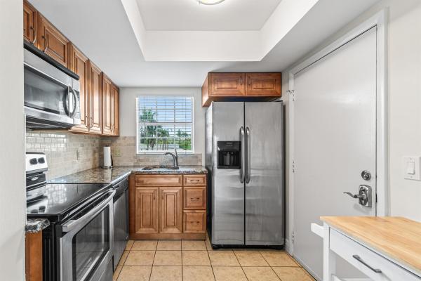 Wilshire West, 410 Wilma Cir #203, Riviera Beach, Florida 33404, image 1
