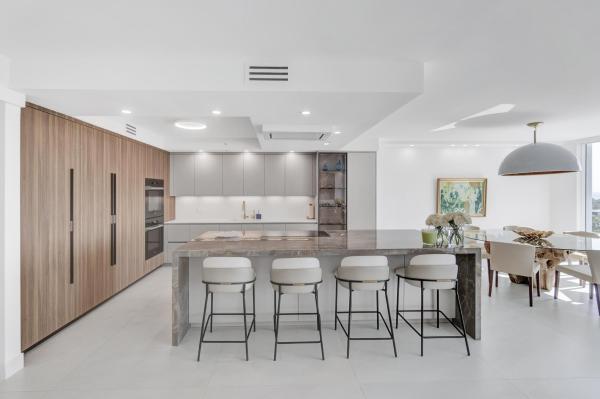 Hamptons South, 20201 E Country Club Dr 1005, Aventura, Florida 33180, image 1