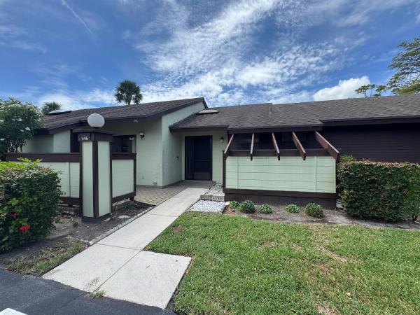 Strathmore Gate West, 446 Knollwood Ct, Royal Palm Beach, Florida 33411, image 1