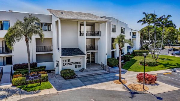 Longwood, 11811 Avenue Of The Pga #2-1h, Palm Beach Gardens, Florida 33418, image 1